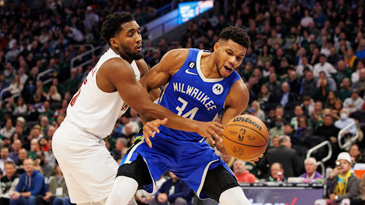 Cavs Slide Continues, Fall 113-98 To Bucks Cavs Slide Continues, Fall 113-98 To Bucks