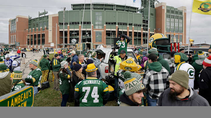 Winners Club: Week 11 of the NFL Season Begins Tonight in Green Bay Winners Club: Week 11 of the NFL Season Begins Tonight in Green Bay
