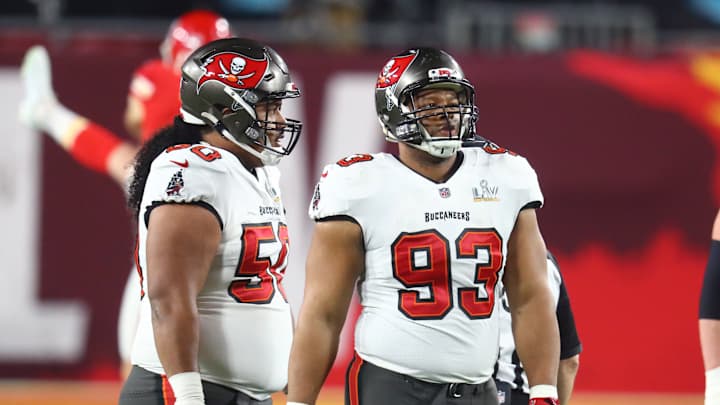 Former Bucs star Ndamukong Suh signs with Super Bowl contender Former Bucs star Ndamukong Suh signs with Super Bowl contender