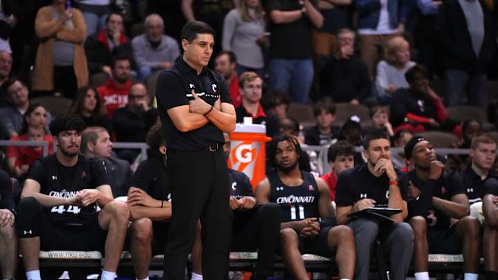 Report: UC Basketball Set to Face Georgia Tech During 2023-24 Season