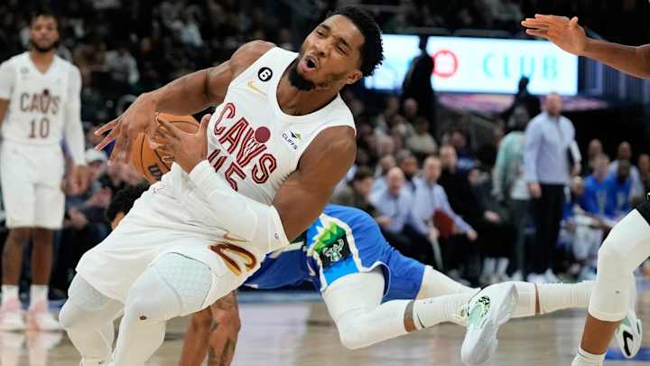 SI:AM | The Honeymoon Is Over for the Cavs