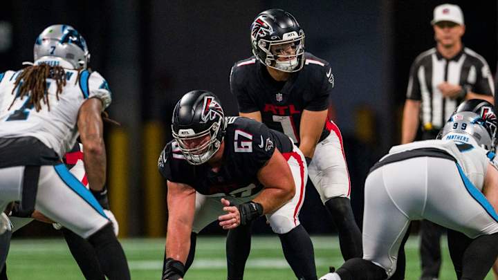 Falcons Center Drew Dalman Snap Troubles? Coach Explains