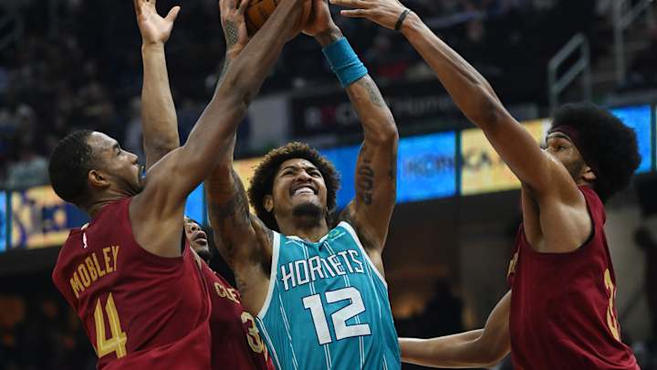 Cavaliers “Get Right” with Win Over Limping Hornets