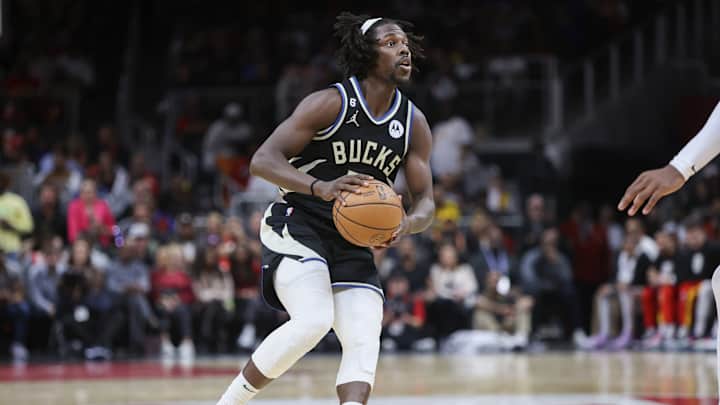 Bucks Injury Report: Will Jrue Holiday Face 76ers on Friday?