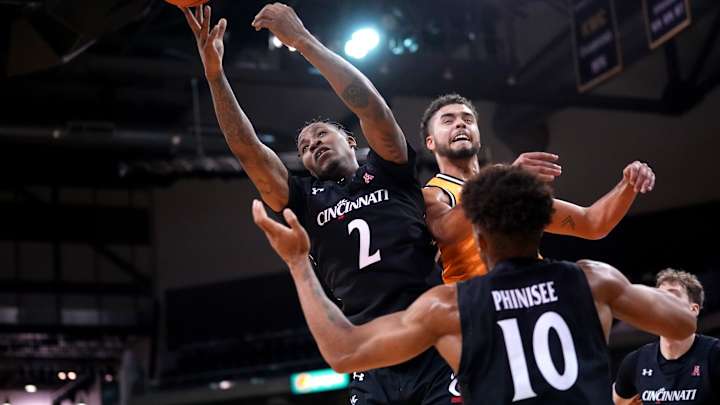 UC Guard Landers Nolley II Makes AAC Honor Roll For Third Week In A Row