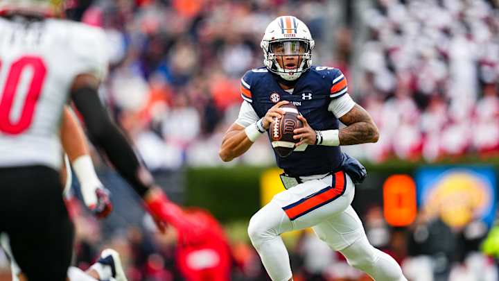 Vegas odds predict Robby Ashford to win Auburn's quarterback battle over Payton Thorne Vegas odds predict Robby Ashford to win Auburn's quarterback battle over Payton Thorne