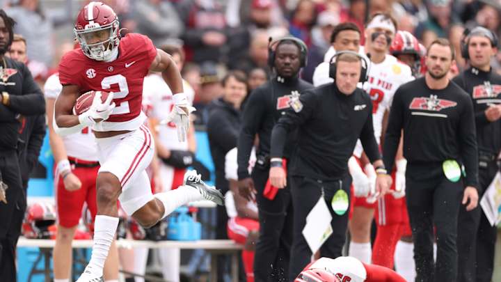 Alabama Coaching Staff Selects Nine Players of the Week Following Win over Austin Peay