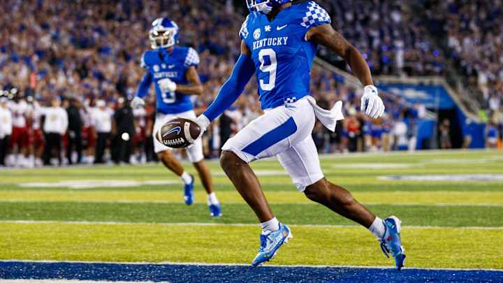 Injuries Continue to Plague Wildcats, Starter Scratched Near Game Time Against Georgia