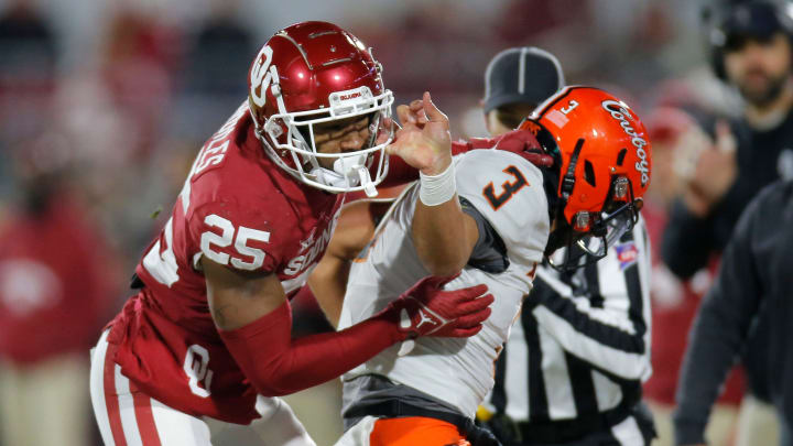 For Oklahoma, a Fast Start and a Furious Defensive Finish to Beat Oklahoma State