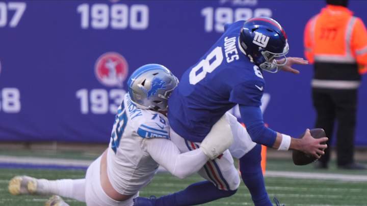 Mistakes Doom Giants in 31-18 Loss to Lions