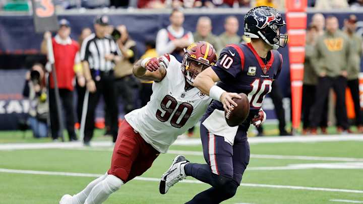 'Relentless' Commanders DL Dominates in Road Win vs. Texans 'Relentless' Commanders DL Dominates in Road Win vs. Texans