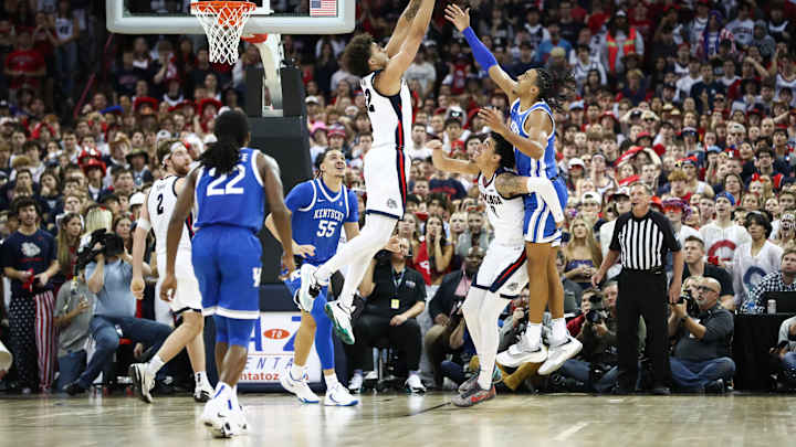 Anton Watson leads defensive effort in Gonzaga's win over Kentucky: 3 takeaways