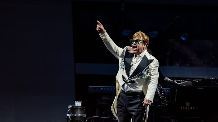 Dodgers: Team Donates $1 Million to Elton John AIDS Foundation