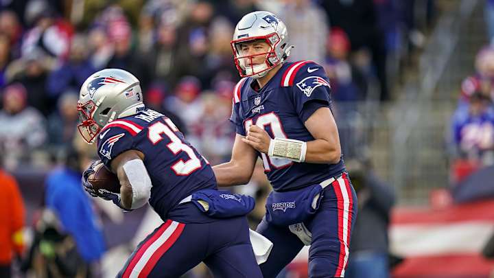 Patriots-Vikings Thanksgiving Week 12 Odds, Lines and Spread