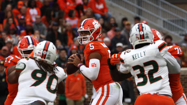 Uiagalelei's 'Super Excited' to Experience Rivalry Game at Clemson