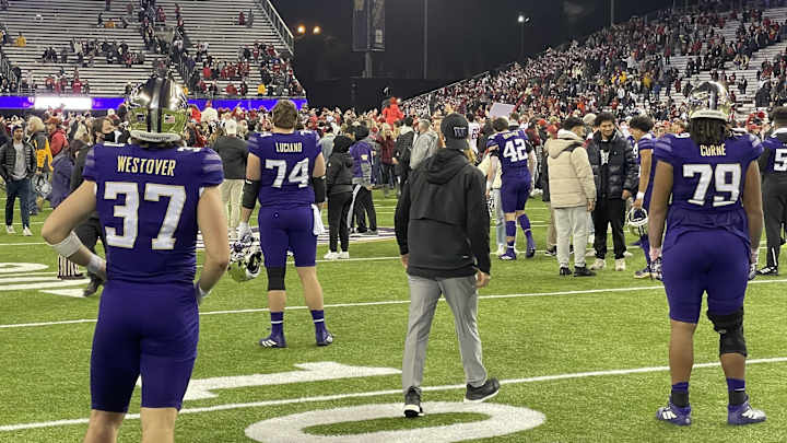 UW Coaches Downplay Revenge Motive Suggested for the Apple Cup