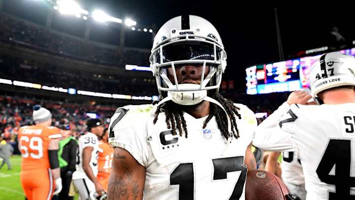 Davante Adams Breaks Down Ending of OT Victory Over Broncos Davante Adams Breaks Down Ending of OT Victory Over Broncos