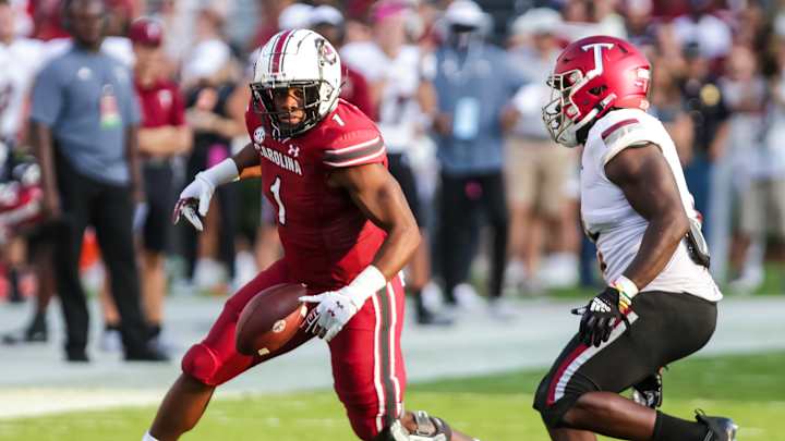 Lloyd and Beal-Smith Available For Clemson Game