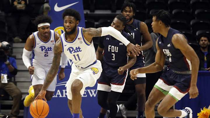 Pitt vs Fairleigh Dickinson Live Feed: Panthers Run Away from Knights in Second Half