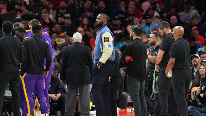 Lakers News: How L.A. Is Competing Through Depth Without LeBron James Lakers News: How L.A. Is Competing Through Depth Without LeBron James