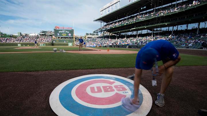 Red Sox Reportedly Sign Former Cubs Utility Outfielder To Free Agent Deal Red Sox Reportedly Sign Former Cubs Utility Outfielder To Free Agent Deal