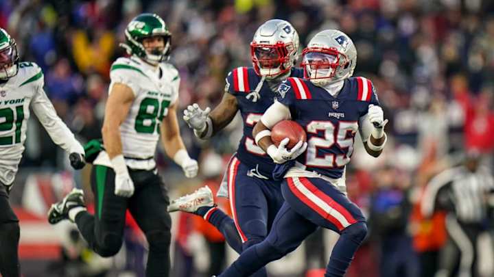 Patriots Rookie Marcus Jones Wins AFC Special Teams Award