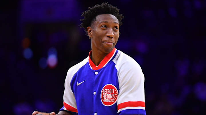 76ers Make Saben Lee Signing Official Before Hornets Matchup