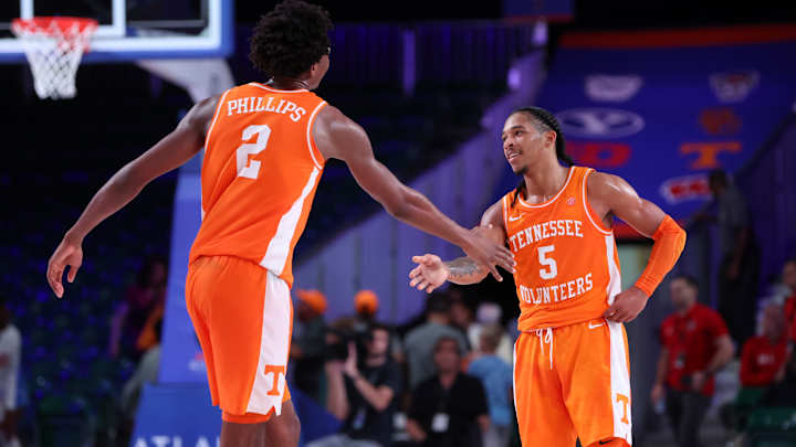 Kansas vs. Tennessee Basketball Preview: A Battle 4 Atlantis Title is on the Line