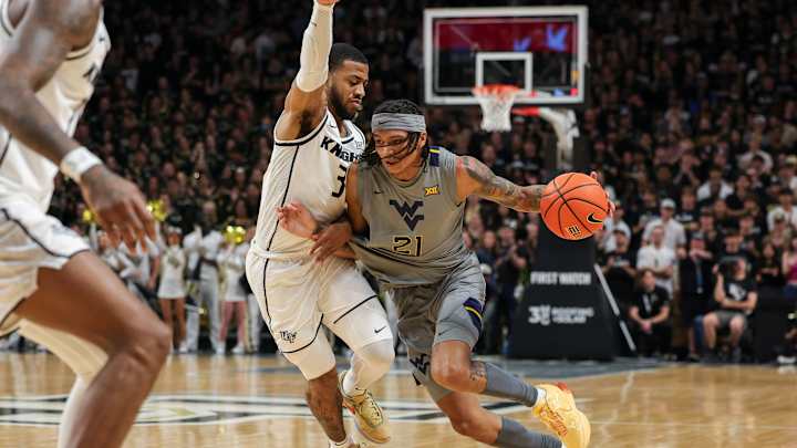 Cincinnati Bearcats Basketball Players to Watch: West Virginia Mountaineers Cincinnati Bearcats Basketball Players to Watch: West Virginia Mountaineers