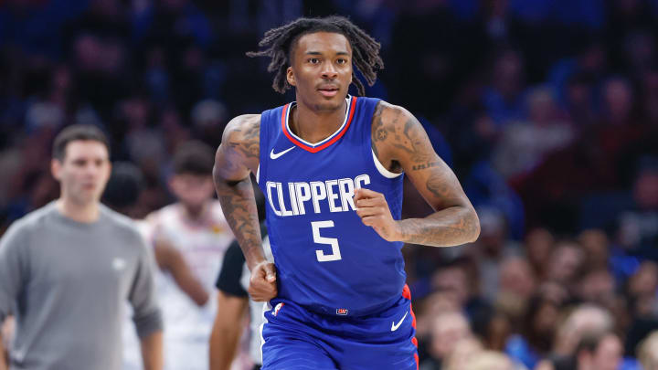 NBA Trade Idea: Spurs Acquire Clippers' Bones Hyland?