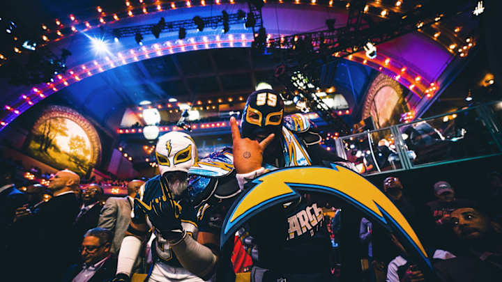 Chargers News: Why The 2024 Draft "Starts" With LA's Pick Chargers News: Why The 2024 Draft "Starts" With LA's Pick