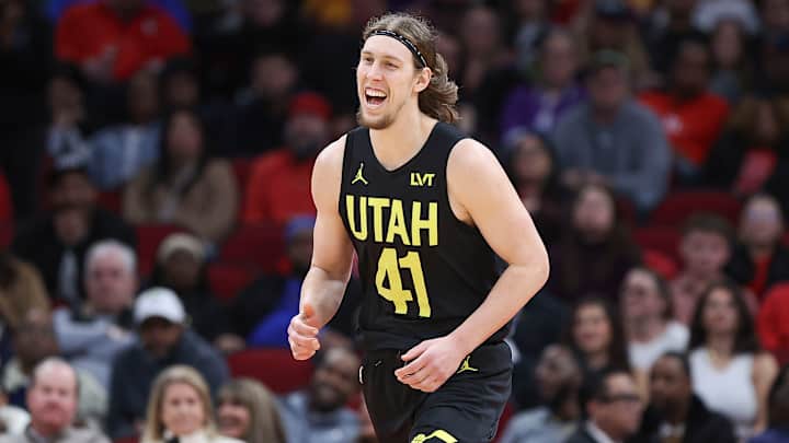 NBA Mock Trade: Jazz Send Kelly Olynyk to Frontcourt-Needy Rockets NBA Mock Trade: Jazz Send Kelly Olynyk to Frontcourt-Needy Rockets