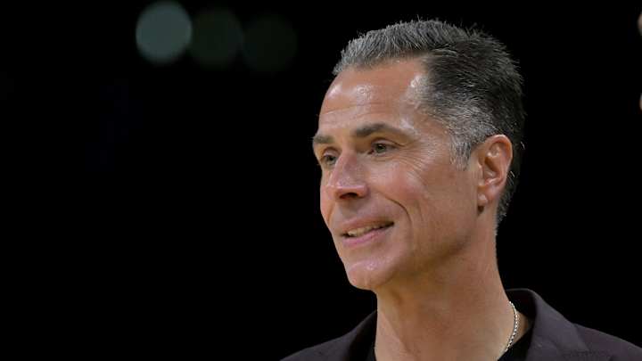 Lakers News: Flippant Rob Pelinka Defends Trade Deadline Inaction Lakers News: Flippant Rob Pelinka Defends Trade Deadline Inaction