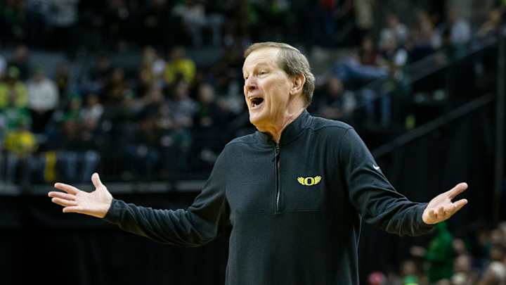 Oregon, Announcers Delayed From Arriving at UCLA for Men's Basketball Game By Presidential Motorcade Oregon, Announcers Delayed From Arriving at UCLA for Men's Basketball Game By Presidential Motorcade