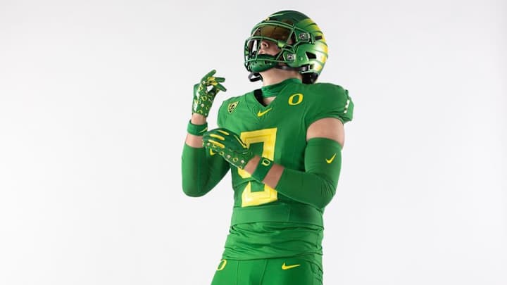 Elite TE Nate Roberts Places Oregon in Top Five Schools