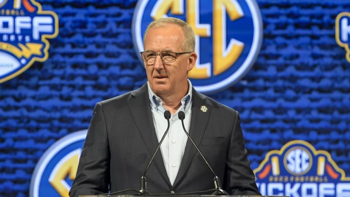 Mr. CFB: Does SEC-Big Ten Alliance Mean That College Football Is Headed To A Crossroad?Maybe. Mr. CFB: Does SEC-Big Ten Alliance Mean That College Football Is Headed To A Crossroad?Maybe.