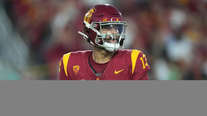 Ex-Bears RB Gives Caleb Williams Harsh Four-Word Evaluation, Defends Justin Fields Ex-Bears RB Gives Caleb Williams Harsh Four-Word Evaluation, Defends Justin Fields