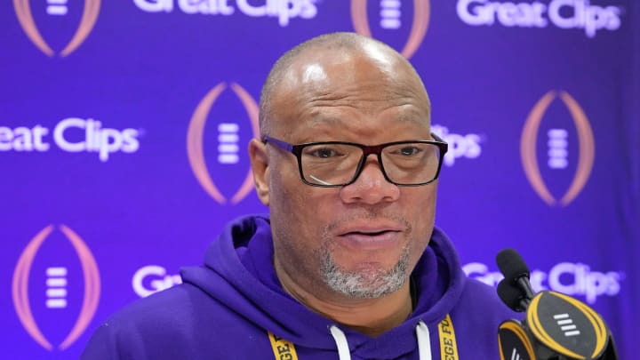 Report: Linebackers Coach William Inge Headed to SEC Rival