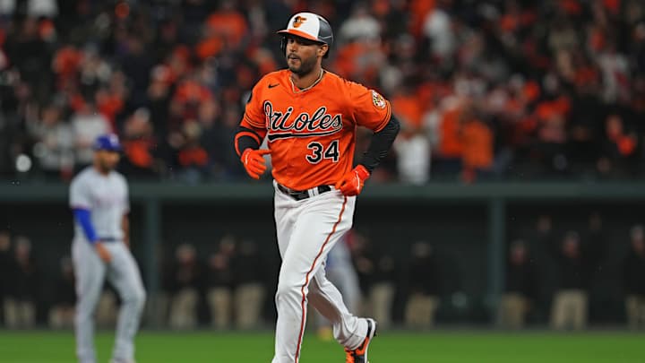 Angels News: MLB Insider Says Newly Signed Outfielder Aaron Hicks Still Has 'A Lot In The Tank'