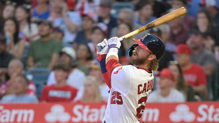 Houston Astros' Manager Says New Addition Can Make Opening Day Roster