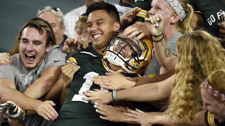 Former Packers Receiver Myles White Joining Coaching Staff