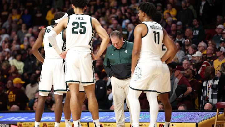 4 Observations: Michigan State falters after Walker injury in loss at Minnesota
