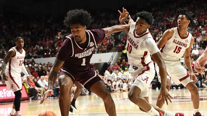 Just a Bulldog Minute: Mississippi State Men’s Basketball Home vs. Away