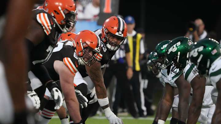 Browns Tab Eagles Assistant Offensive Line Coach To Work With Andy Dickerson