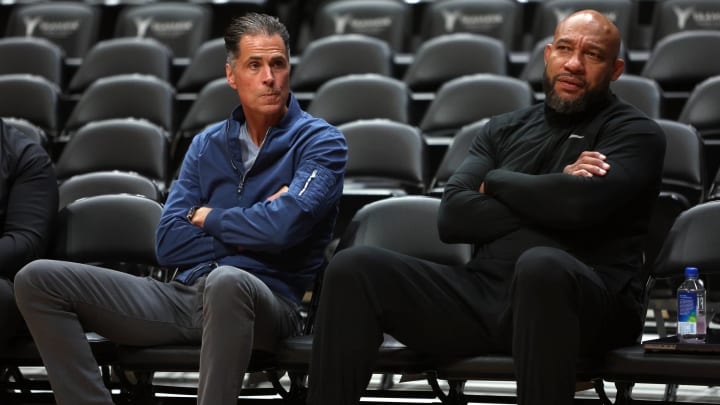 Lakers Stand Pat As NBA Trade Deadline Passes, and NBA Fans Were Confused