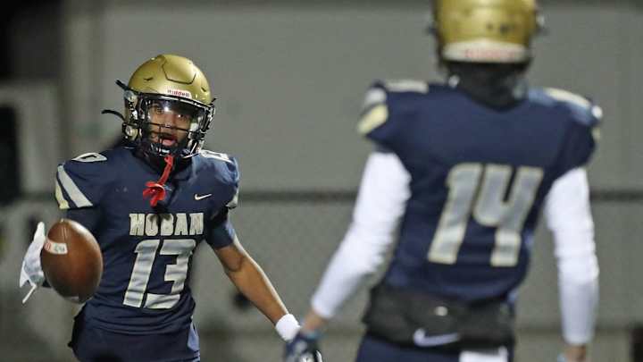 2024 Wide Receiver Jalen Hightower Commits to Cincinnati