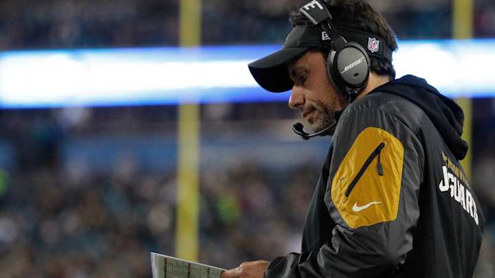 Fisch Pushes His NFL Connections to the Max to Sell Husky Football Fisch Pushes His NFL Connections to the Max to Sell Husky Football