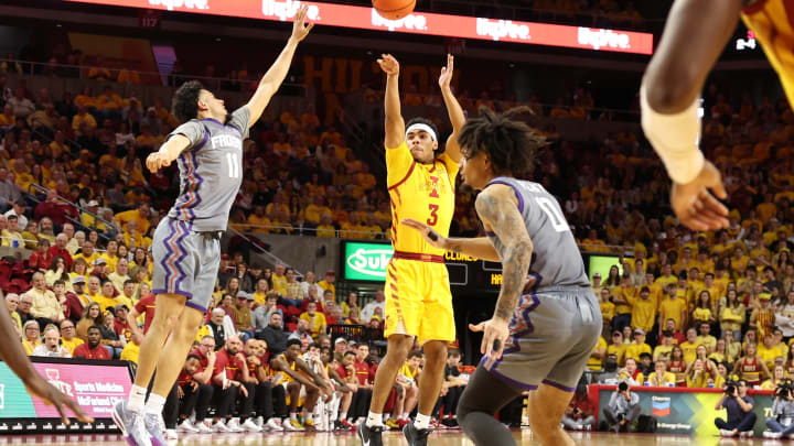 Cyclones Stifle Frogs To A Season-Low 59 Points Cyclones Stifle Frogs To A Season-Low 59 Points