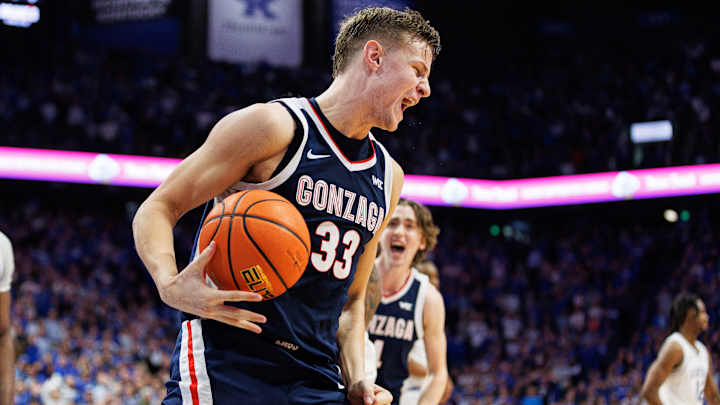 Gonzaga upsets No. 17 Kentucky in Rupp Arena