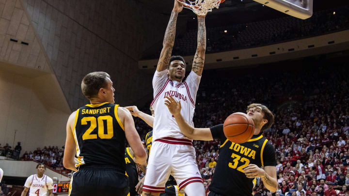 WATCH: Indiana's Trey Galloway Connects With Kel'el Ware for Easy Alley-Oop vs. Purdue WATCH: Indiana's Trey Galloway Connects With Kel'el Ware for Easy Alley-Oop vs. Purdue
